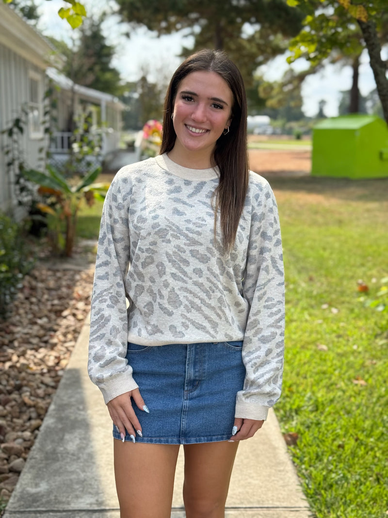 MAISIE FINE GAUGE ANIMAL CREWNECK