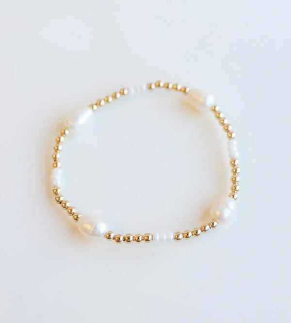 Pearl Poppi Bracelet in Gold
