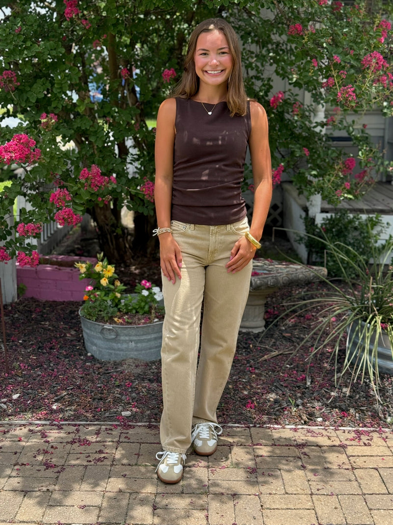 Lexi Mid Rise Bowed Straight - Sand Dollar