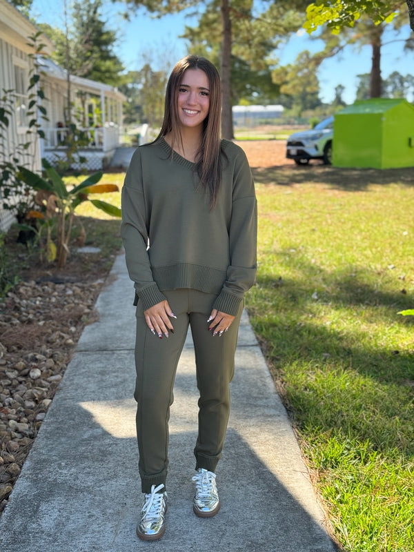 VIXIE SOFT KNIT SWEATER RIB LONG SLEEVE V-NECK