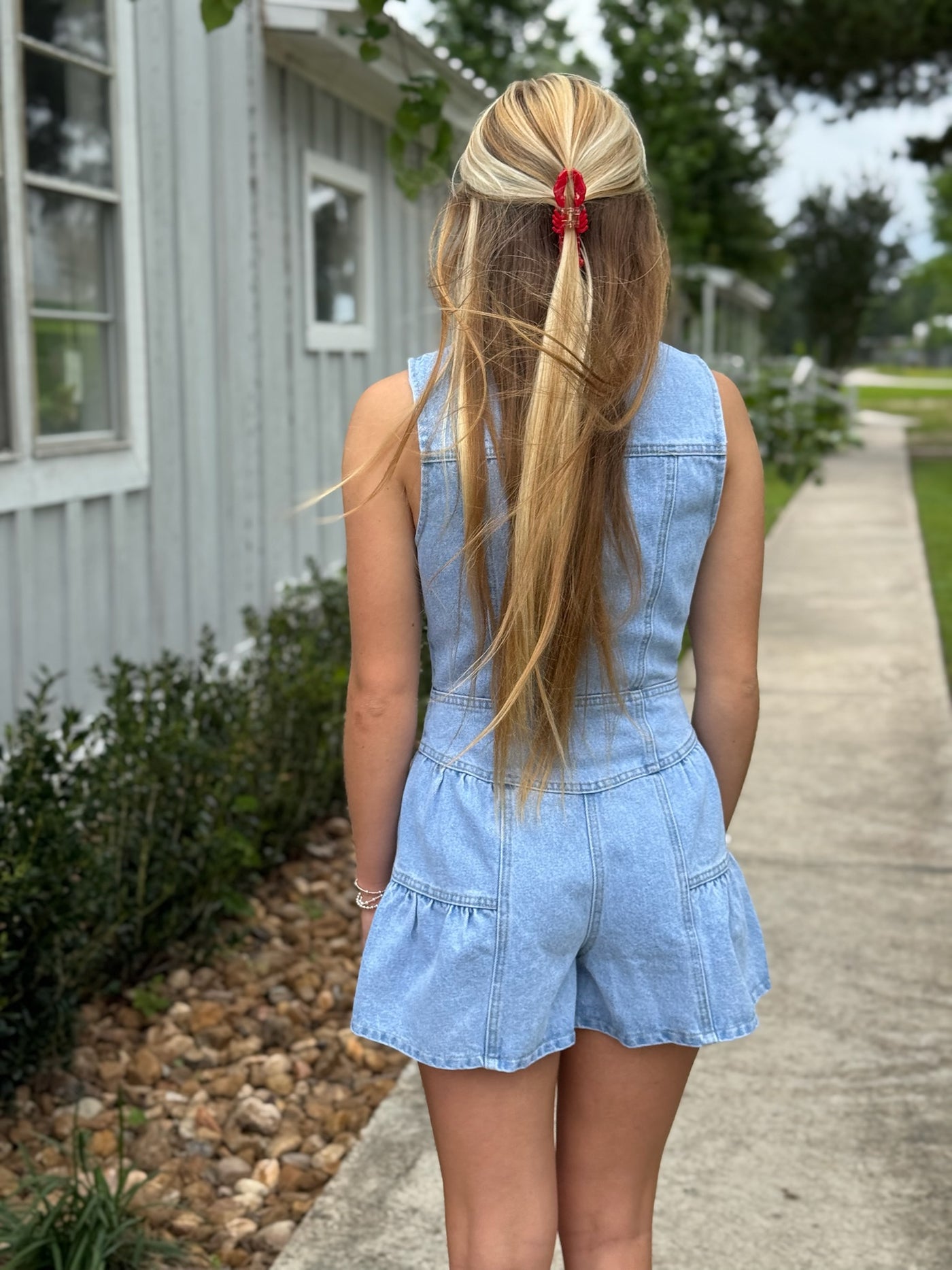Naomi Sleeveless Light Denim Romper – Cactus Flower