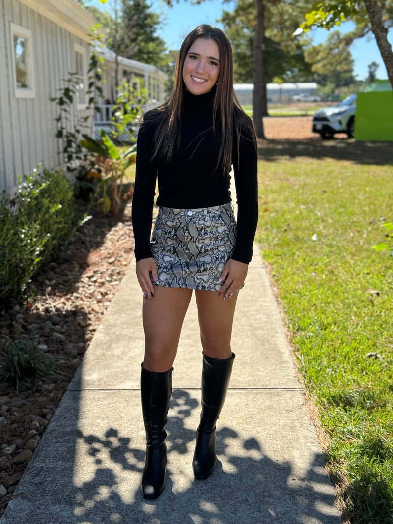 Roxy Mid-Rise Mini Skirt