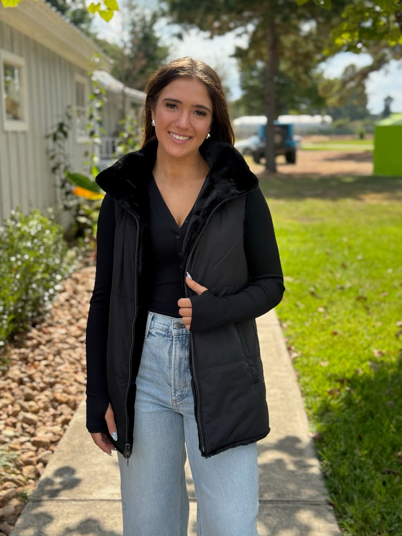 FUR VEST REVERSIBLE - BLACK – Cactus Flower