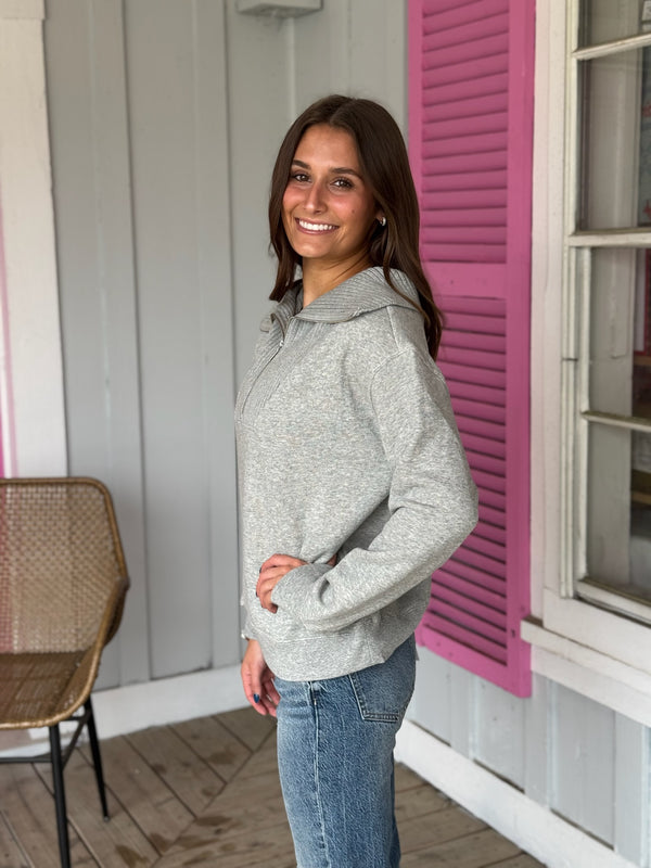 Sonata Fleece Sweatshirt - Classic Heather Grey