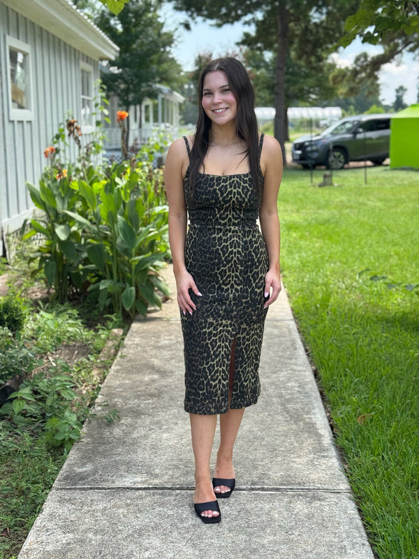 Giselle Dress - Hot Spots