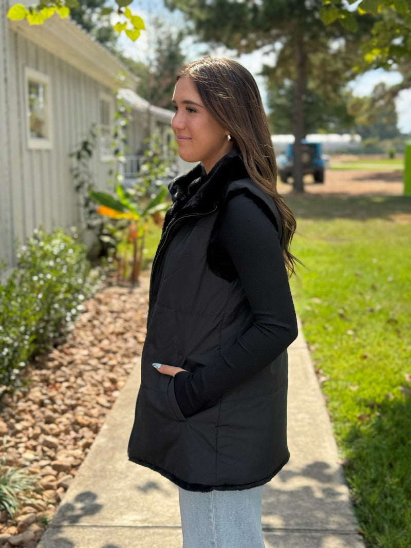 FUR VEST REVERSIBLE - BLACK