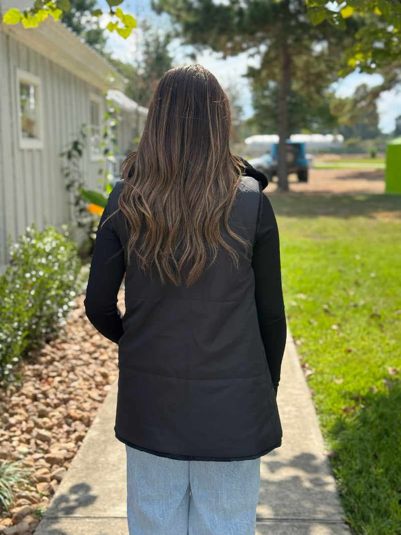 FUR VEST REVERSIBLE - BLACK