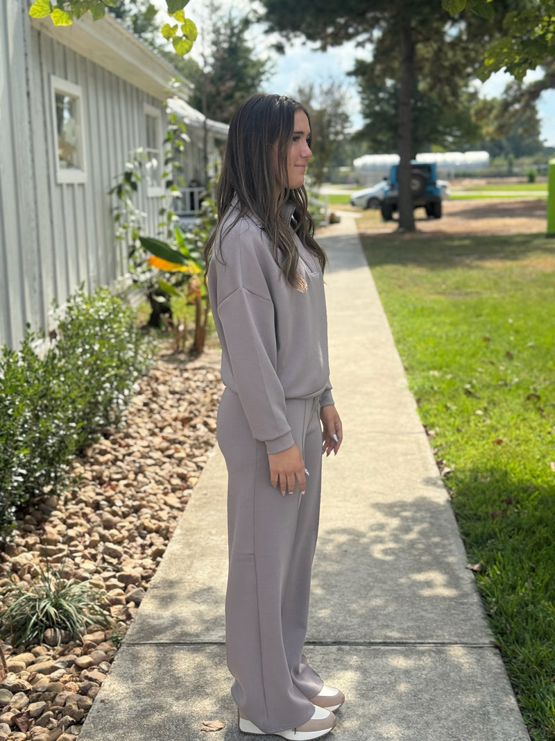 SEANNI SOFT KNIT LONG SLEEVE HALF ZIP PULLOVER