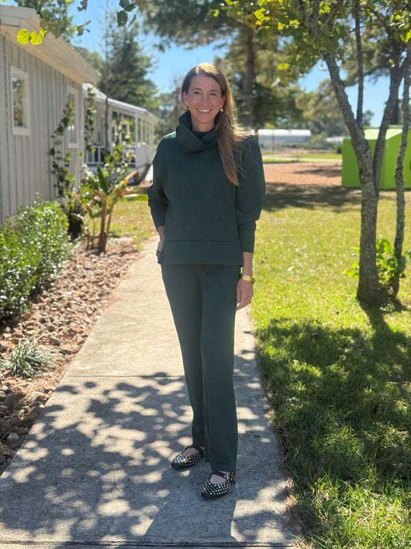 VICTORIA SOFT KNIT PULL ON STRAIGT LEG PANT