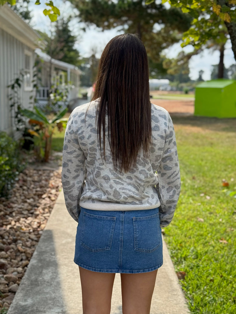 MAISIE FINE GAUGE ANIMAL CREWNECK