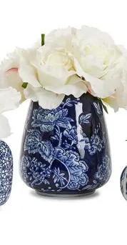 Blue & White Vase - 7