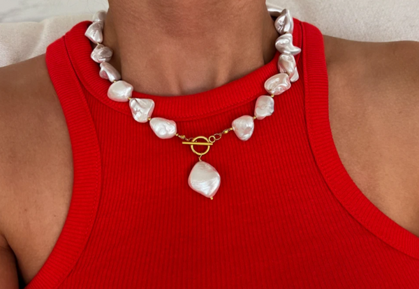 CHUNKY PEARL NECKLACE