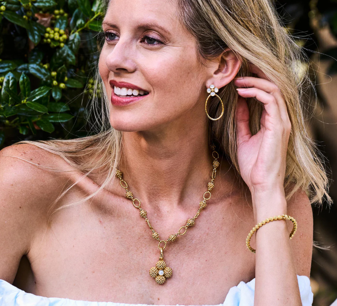 Berry Clover Double Sided Pendant - Mother of Pearl