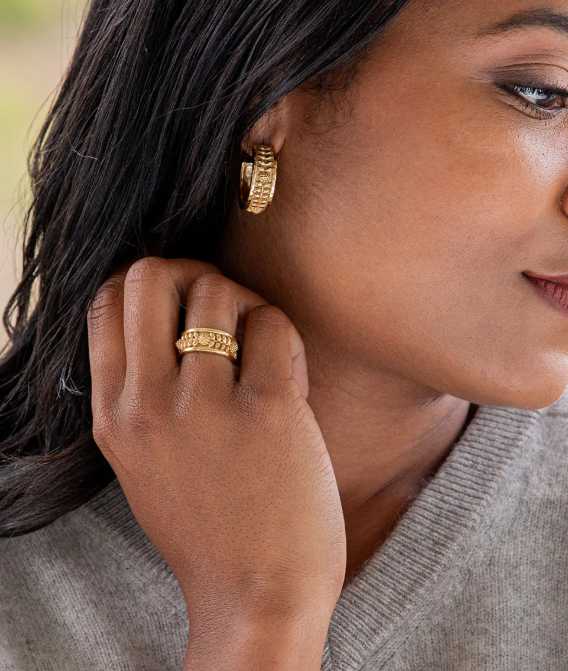 Berry Vine Small Hoop Earrings - Gold