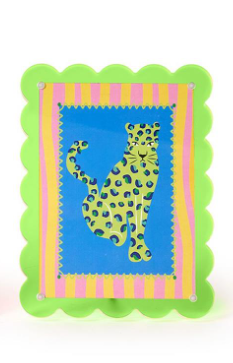 5x7 Acrylic Scalloped Frame