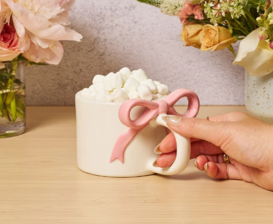 Mug Pink Bow on handle 12oz