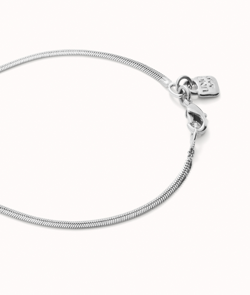 HAZTE UNO Silver Thin Solid Chain Bracelet Medium