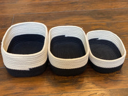 Rectangular White Cotton Rope Baskets with Black Bottoms
Grad Sizes