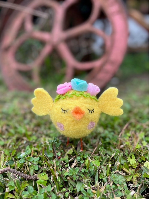 Chick with Crown